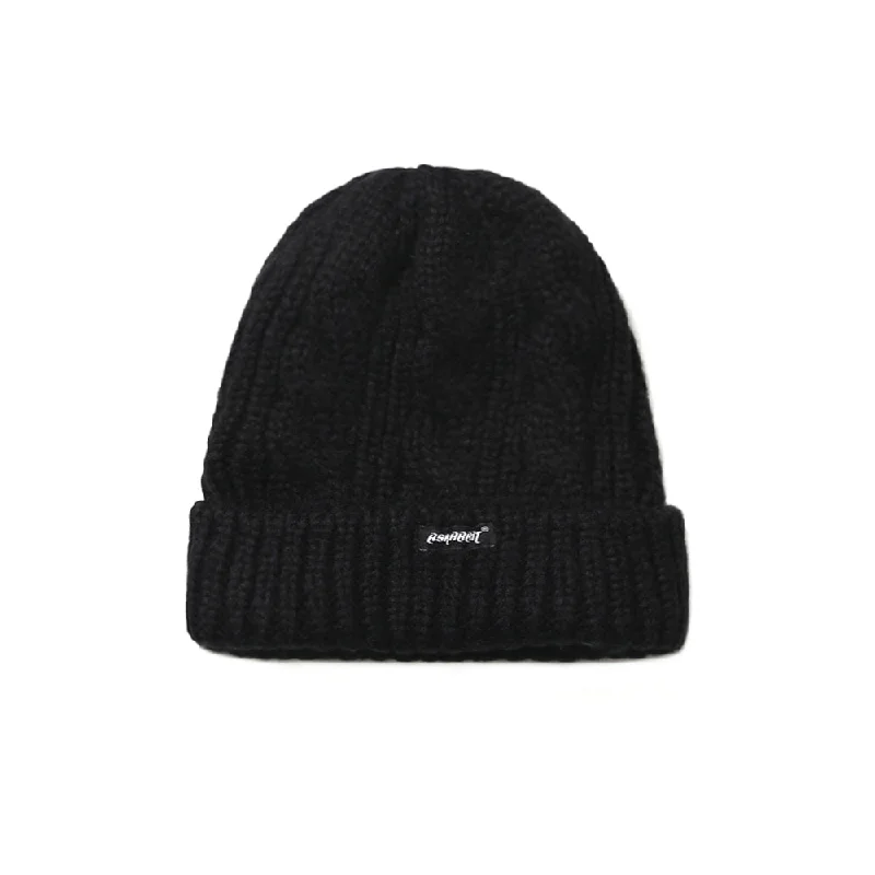 CHUNKY KNIT BEANIE BLACK