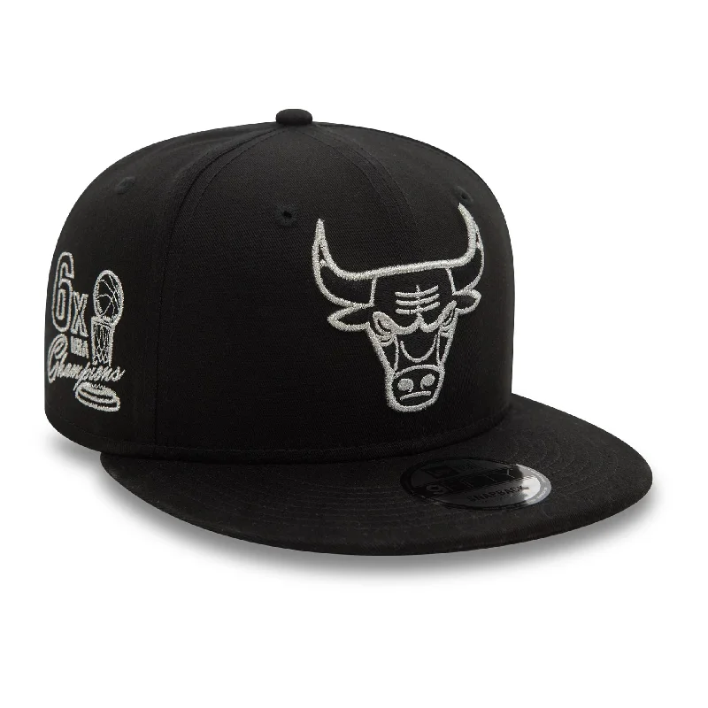 Chicago Bulls Metallic Outline Black 9FIFTY Snapback Cap