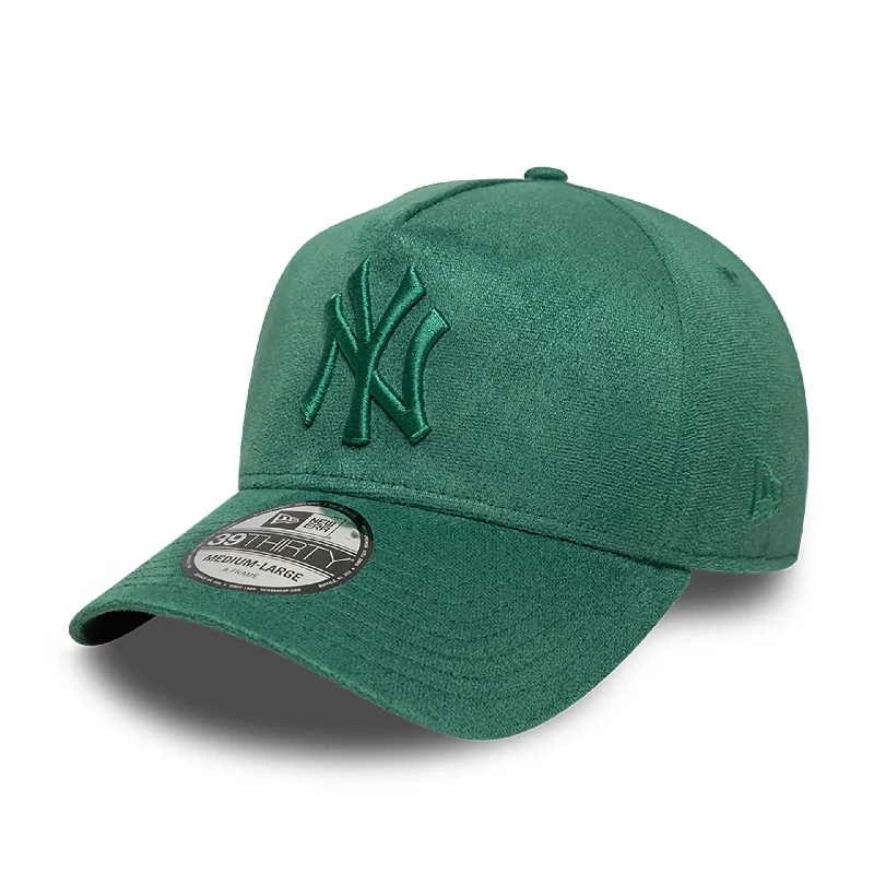 New York Yankees MLB Suede Dark Green 39THIRTY A-Frame Stretch Fit Cap