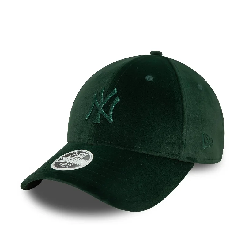 New York Yankees Womens Velour Midi Dark Green 9FORTY Adjustable Cap