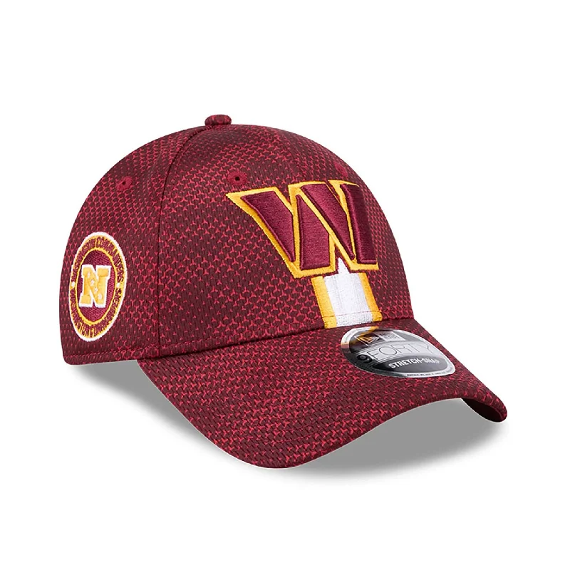 Washington Commanders NFL Sideline 2024 Dark Red 9FORTY Stretch Snap Cap